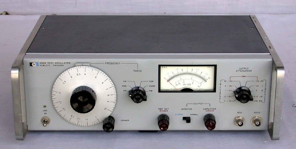 652A Agilent Oscillator Used