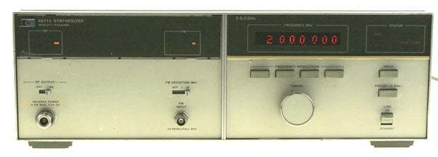 8671A Agilent RF Generator Used