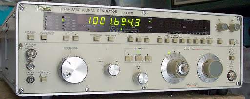 MG645B Anritsu RF Generator Used