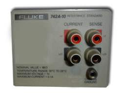 742A-10 Fluke Standard Used