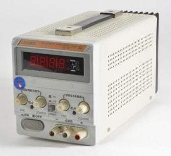 718-3D Leader DC Power Supply Used