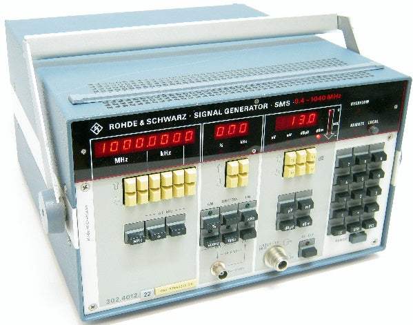 SMS Rohde & Schwarz RF Generator Used