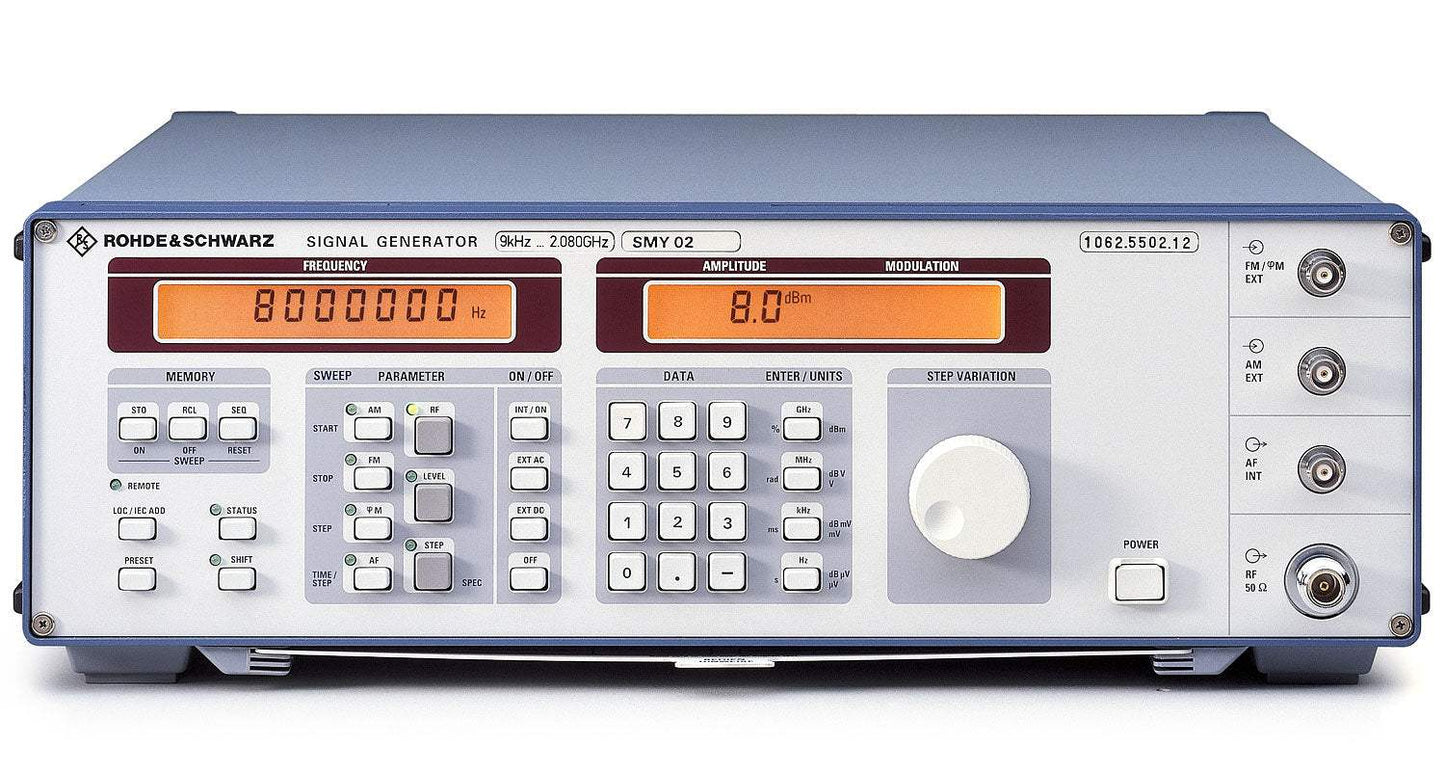 SMY02 Rohde & Schwarz RF Generator