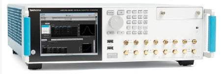 AWG5204 Tektronix Arbitrary Waveform Generator Used