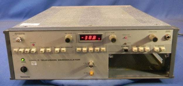 1450-2 Tektronix TV Equipment Used