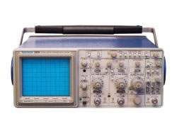 2224 Tektronix Digital Oscilloscope Used