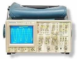 2465BCT Tektronix Analog Oscilloscope Used