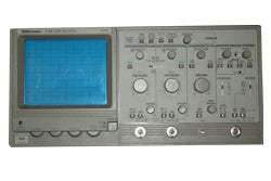 TAS220 Tektronix Analog Oscilloscope Used