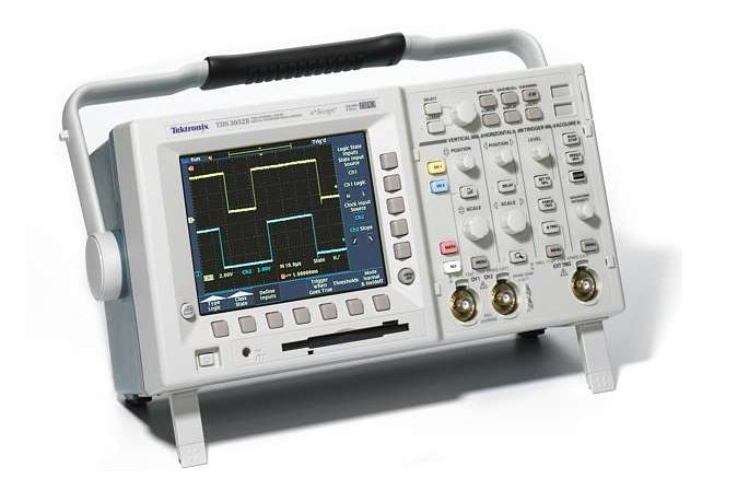 TDS3032B Tektronix Digital Oscilloscope Used