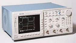 TDS820 Tektronix Digital Oscilloscope Used