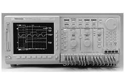 TLS216 Tektronix Logic Analyzer Used