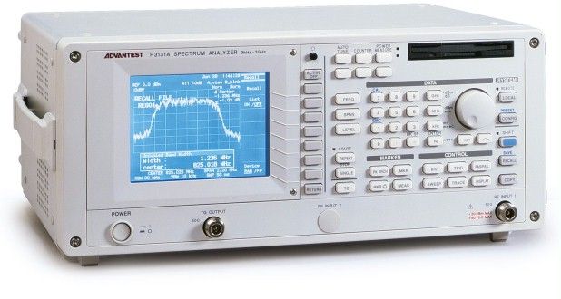 大阪高裁Advantest SPECTRAM ANALYZER R3361C 9Khz to 2.6GHz TG内蔵　動作品です。取説付属。 その他